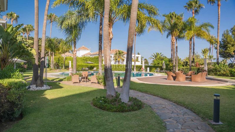 Foto 39440783-9575-4d7d-a160-e6ad8a1bb4e4. Planta baixa amb aparcament piscina a Sierra Blanca Marbella