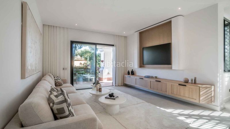 Foto 822b4dca-1e0b-4e8a-9684-b35e3da80a5d. Planta baixa amb aparcament piscina a Sierra Blanca Marbella