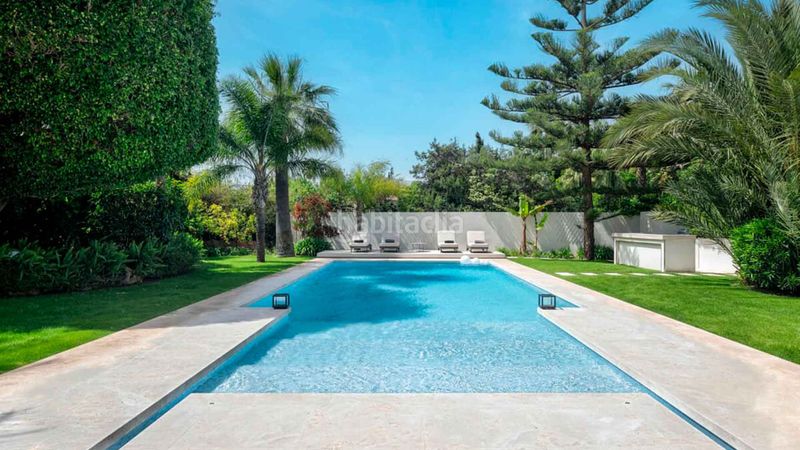 Foto 1667ba86-ca0c-48d5-b201-94d7cf3aa68a. Casa amb aparcament piscina a Marbesa Marbella