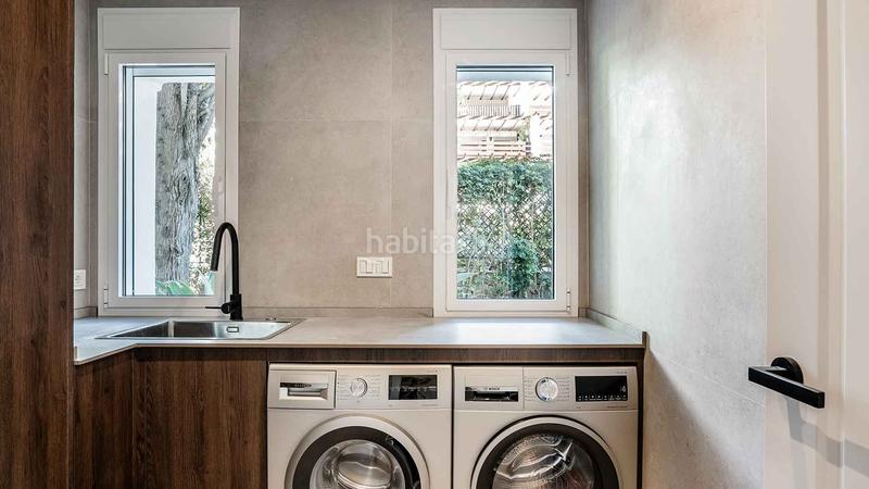 Foto 84b7b5ba-2912-4ff3-9262-63190e74720c. Piano terra con parcheggio piscina in lomas de Marbella club Marbella