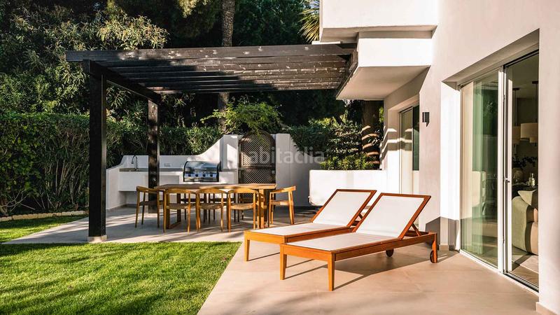 Foto edc8afb4-a994-4374-bb85-d1507cdcb550. Piano terra con parcheggio piscina in lomas de Marbella club Marbella