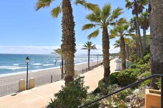 Terreny residencial a La Carolina - Guadalpín. Parcela en urbanización casablanca muy cerca del paseo marítimo