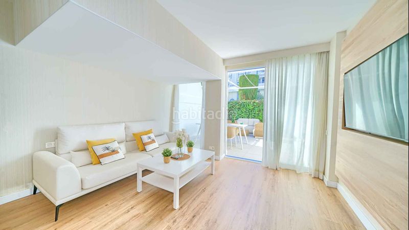 Foto 05c69d7f-5e24-473b-83ca-e19bdbbd3d5f. Planta baixa a ramon gomez de la serna 23 a Playa de la Fontanilla Marbella