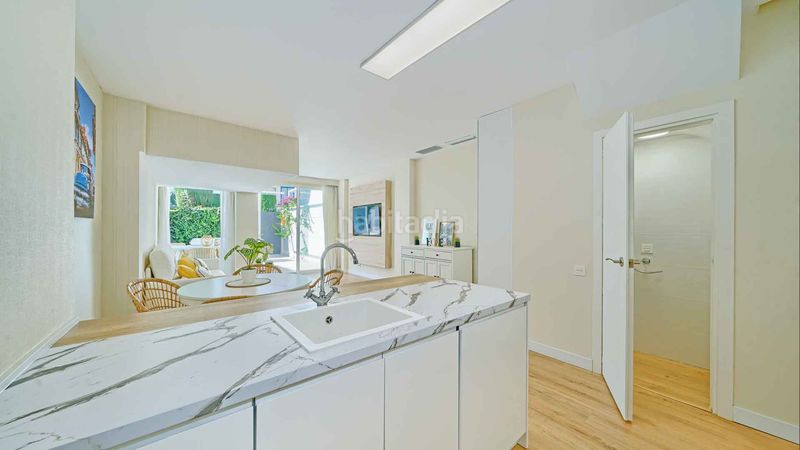 Foto 06635705-aa73-4128-8e4a-1ff8d9399832. Planta baixa a ramon gomez de la serna 23 a Playa de la Fontanilla Marbella