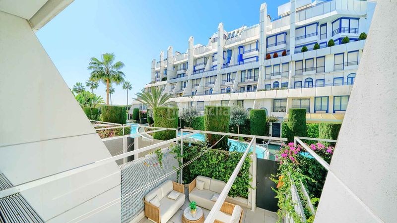 Foto 78727013-e180-48ec-9636-29979f1c8b8a. Planta baixa a ramon gomez de la serna 23 a Playa de la Fontanilla Marbella