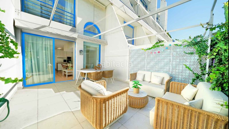Foto b989f5a3-84fa-4aa8-9ce2-0bb4de44ca24. Planta baixa a ramon gomez de la serna 23 a Playa de la Fontanilla Marbella