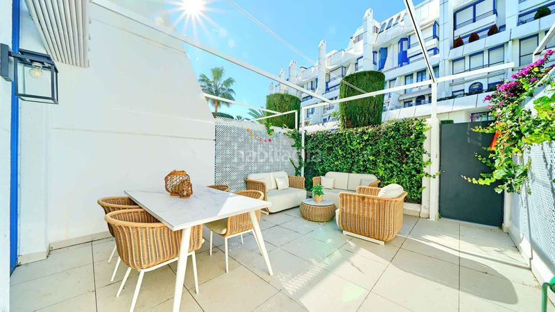 Foto ecd11ca5-da11-4d24-86ea-345cb9487fda. Planta baixa a ramon gomez de la serna 23 a Playa de la Fontanilla Marbella
