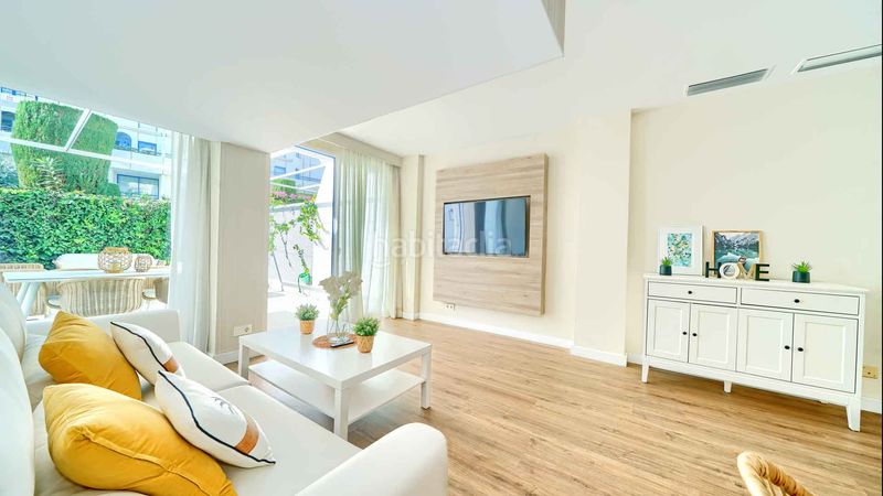 Foto f0b8d52d-147f-472a-922c-0177cd4316a7. Planta baixa a ramon gomez de la serna 23 a Playa de la Fontanilla Marbella