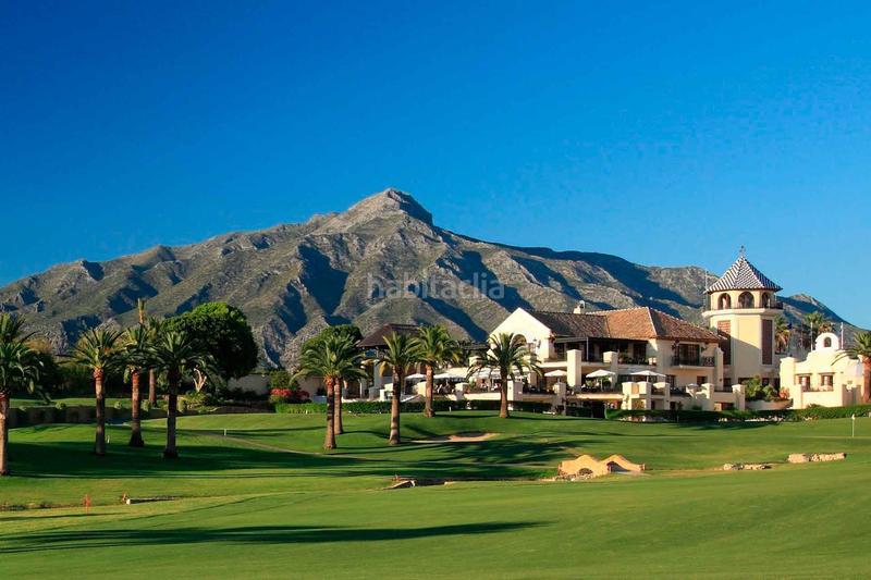 Foto 461833a9-56cb-47ca-a28b-f3a4a3bcce0a. House with parking pool in Los Naranjos Marbella