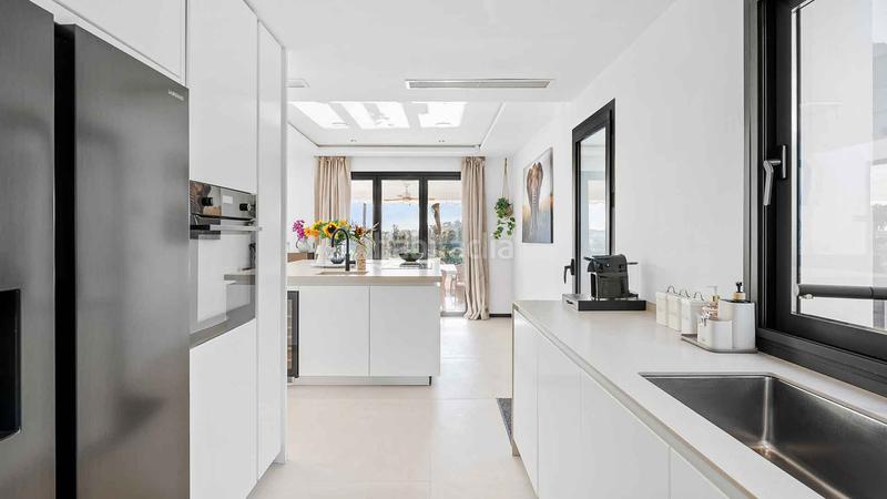 Foto 654c089e-9a34-4463-a79a-3bd101888784. House with parking pool in Los Naranjos Marbella