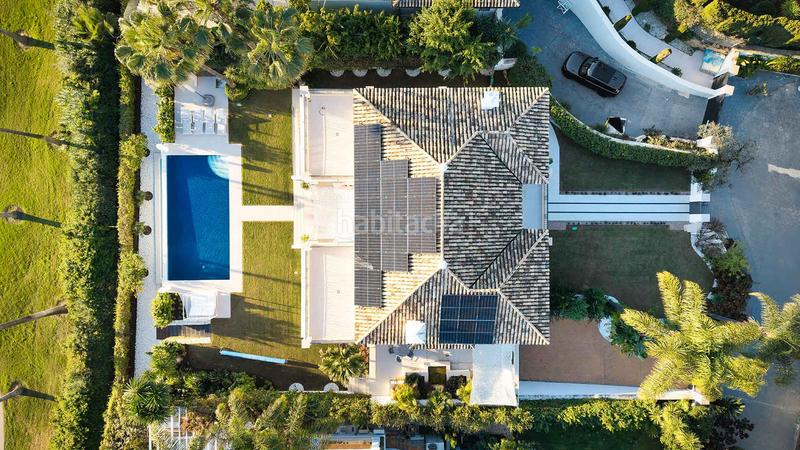 Foto cdf41306-07ec-4f6f-ad2b-0ecff7e96944. House with parking pool in Los Naranjos Marbella