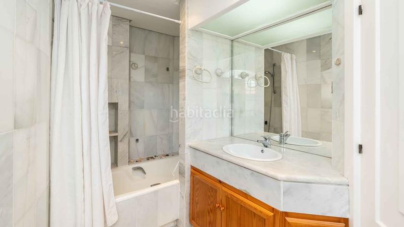 Foto 3e2bed91-63d6-44c3-8766-77a9db060a65. Casa a schiera con parcheggio piscina in Puente Romano Marbella