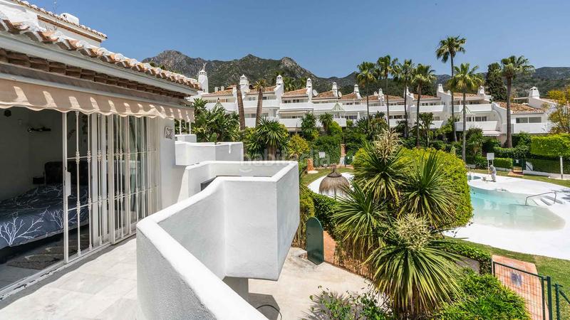 Foto 945ba74f-e2d4-4e71-8d51-708eaf797045. Casa a schiera con parcheggio piscina in Puente Romano Marbella