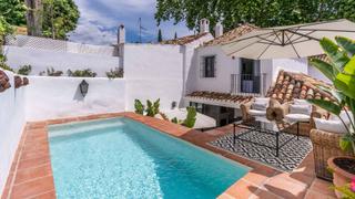 Casa adossada a La Carolina - Guadalpín. Adosada en urbanización la virginia de estilo rústico andaluz en