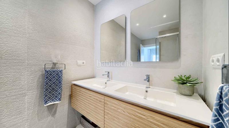 Foto 60c32d4d-1877-43d7-a3bc-af7c1200210c. Dachwohnung mit parking pool in La Carolina - Guadalpín Marbella