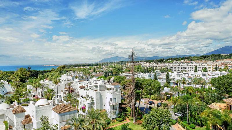 Foto e47cbfdd-69e1-4974-91d9-f47acd1fbb2f. Dachwohnung mit parking pool in La Carolina - Guadalpín Marbella