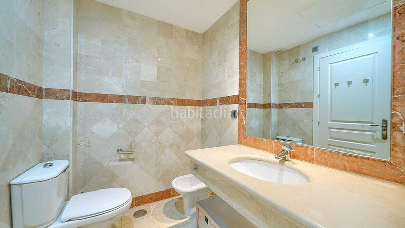 Foto 5e86e7e0-1bb1-4986-83dc-241e1ba888bd. Apartamento  en urbanización single homes en la milla de oro en venta en Marbella