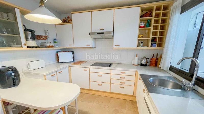 Foto 8048e61a-020d-4f69-988c-b5b395ba86d0. Lloguer casa adossada amb calefacció aparcament piscina a Marbella