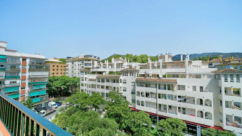 Foto 05f73d64-540a-4cc4-98be-e45fe3c9341a. Ático  en ricardo soriano en venta en Playa Bajadilla - Puertos Marbella
