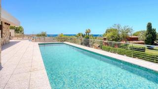 Maison à Elviria. Villa en elviria con vistas panorámicas al mar en venta