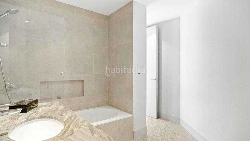 Foto 4687e868-fb8f-442c-b408-4f8ac83803bb. Casa villa en Elviria con vistas panorámicas al mar en venta en Marbella