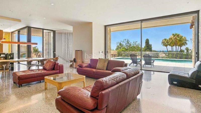 Foto 769e47c3-aafd-421c-8b76-1f8d1269b629. Casa villa en Elviria con vistas panorámicas al mar en venta en Marbella