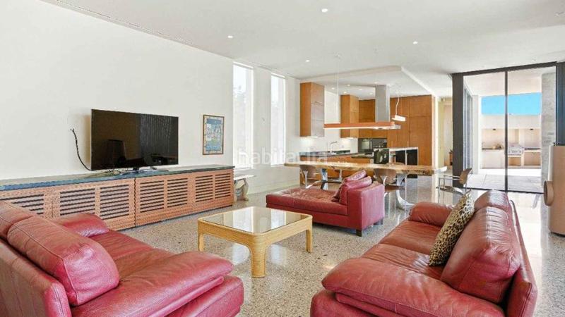 Foto 84e4b959-c1c0-43f9-88af-fa83efaa9912. Casa villa en Elviria con vistas panorámicas al mar en venta en Marbella