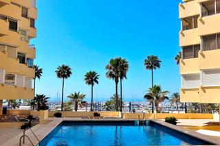 Appartement à Playa Bajadilla - Puertos. Apartamento en puerto deportivo con vistas al mar en venta