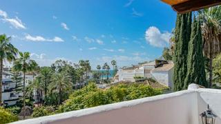 Attique à Real de Zaragoza. Ático en urbanización golden beach con vistas al mar en venta