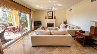 Affitto Casa bifamiliare in Santa Clara. Villa pareada en urbanización santa clara en alquiler de larga t