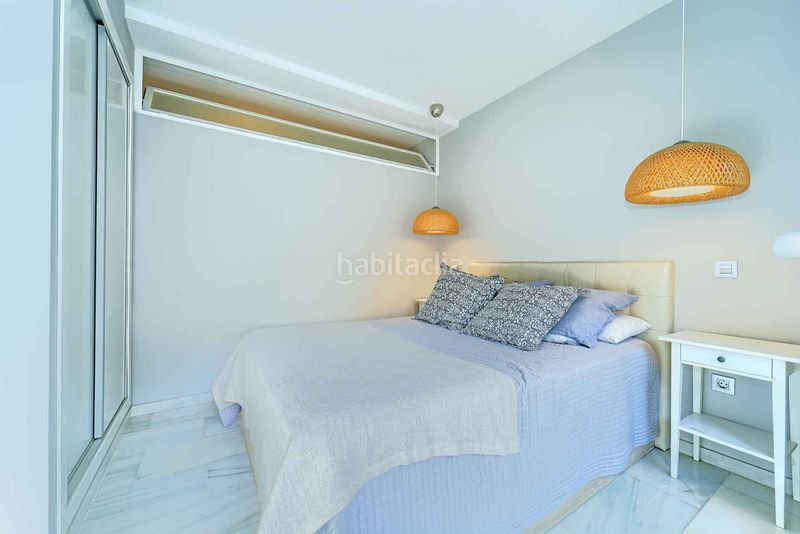 Foto b5bcfda5-7b6f-4990-86e2-cefc77f698a3. Apartament amb piscina a La Carolina - Guadalpín Marbella