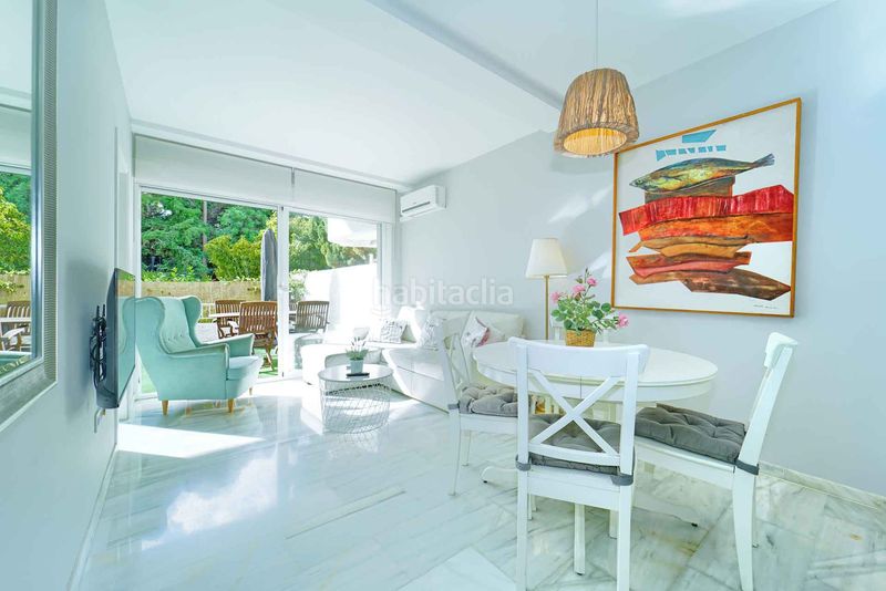 Foto d0b9b2d3-e4c8-48fa-893e-a1b015c60fe4. Apartament amb piscina a La Carolina - Guadalpín Marbella