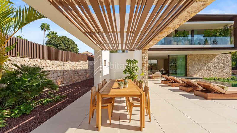 Foto 44536f72-bc46-4490-8d81-ec8963b52354. Casa amb aparcament piscina a lomas de Marbella club Marbella