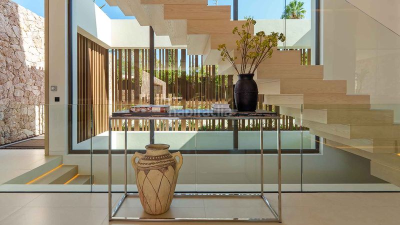 Foto 504fa092-fa03-44e5-8185-0b9418b85b25. Casa amb aparcament piscina a lomas de Marbella club Marbella
