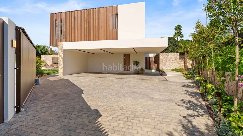 Foto 52a615f8-393d-4113-979b-3031934185db. Casa amb aparcament piscina a lomas de Marbella club Marbella