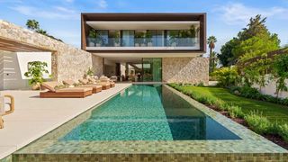 Casa a Lomas de Marbella Club. Villa en las lomas de marbella en venta