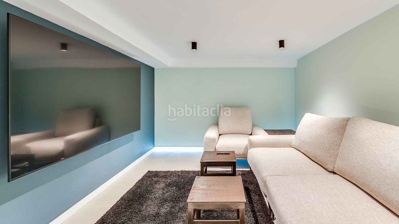Foto 08d2ca88-f886-4e58-a020-d5b8b9fbfb0f. Apartament amb aparcament piscina a lomas de Marbella club Marbella