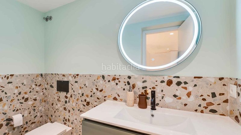 Foto a2c74a23-ced1-4349-9cf7-a2ac2f5c287a. Apartament amb aparcament piscina a lomas de Marbella club Marbella