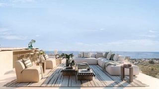 Apartament a Elviria. Ático en elviria con solárium y piscina privada en venta