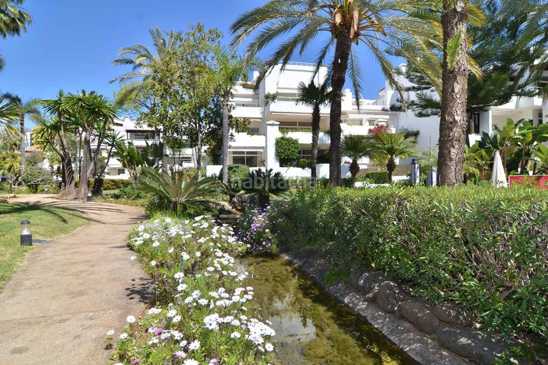 Foto b3b3095c-4b0a-4eda-a620-c0a9233acf75. Àtic amb calefacció aparcament piscina a La Carolina - Guadalpín Marbella