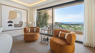 Ático en Nueva Andalucía centro. Ático con vista al mar en nueva andalucía en venta