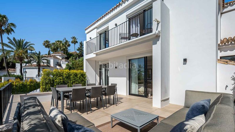 Foto 1f18c01d-395a-455a-be6a-add2e170d4d7. Casa amb aparcament piscina a Los Naranjos Marbella