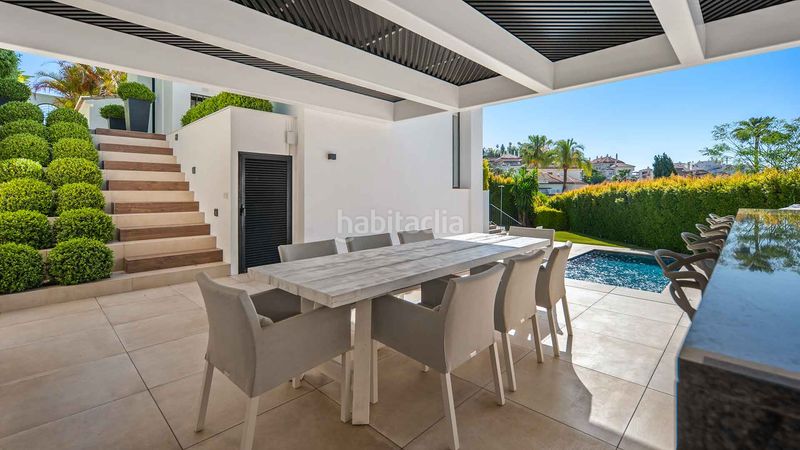 Foto 6a68cb04-827d-4dff-afd8-8eb4479bd066. Casa amb aparcament piscina a Los Naranjos Marbella