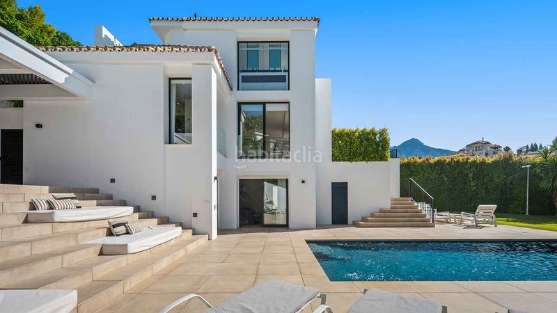 Foto a927aa01-c32e-4058-9605-9e94a34cd5dc. Casa amb aparcament piscina a Los Naranjos Marbella