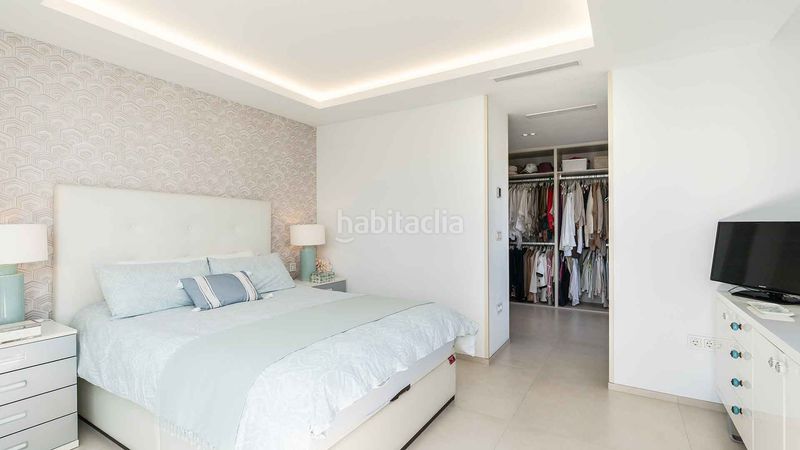 Foto ce98ac6e-a8c9-489d-8baf-64716e071065. Àtic amb aparcament piscina a La Carolina - Guadalpín Marbella