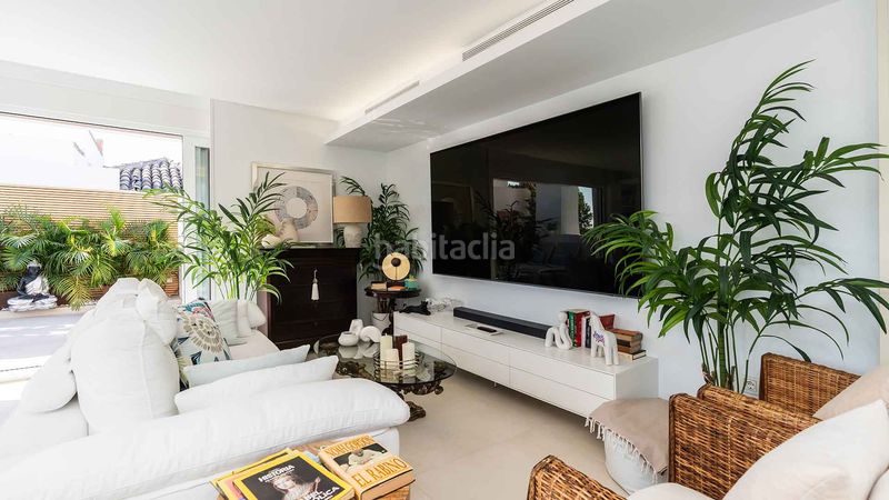 Foto d8b47f13-3b35-4775-91cc-e346e187a975. Àtic amb aparcament piscina a La Carolina - Guadalpín Marbella