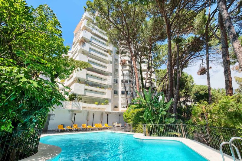 Foto 042e9376-3f6b-4c8d-8060-6519dec06f76. Apartament amb aparcament piscina a La Carolina - Guadalpín Marbella
