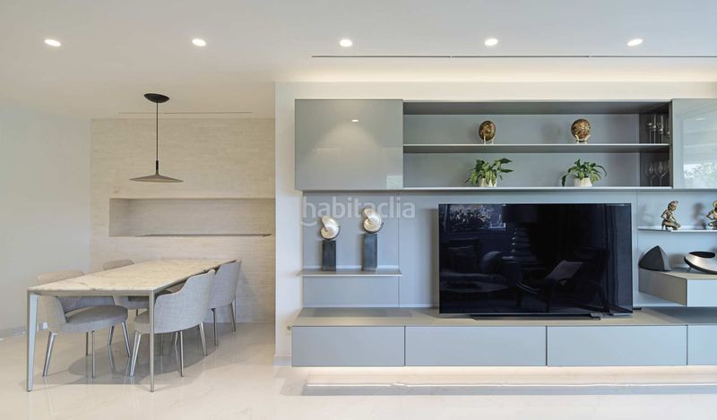 Foto 16e6c884-8502-4124-ba86-9e889b5c5a8e. Apartament amb aparcament piscina a La Carolina - Guadalpín Marbella