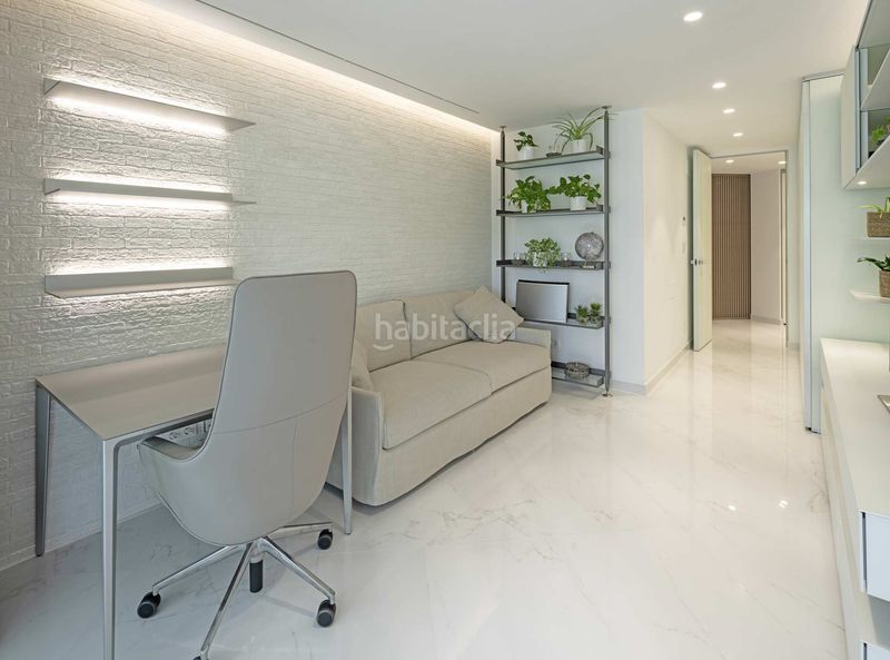 Foto a9bf68a2-0c5b-4f04-8319-ce05ce90f8e5. Apartament amb aparcament piscina a La Carolina - Guadalpín Marbella