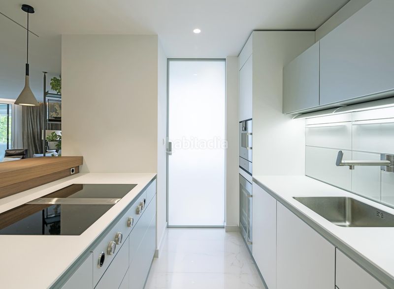 Foto d4d3e634-4ad9-4b0f-9b9d-7ca4d926c685. Apartament amb aparcament piscina a La Carolina - Guadalpín Marbella